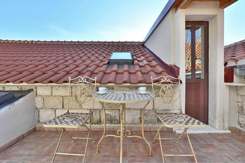 Apartments Mirabella Omiš Dış mekan fotoğraf