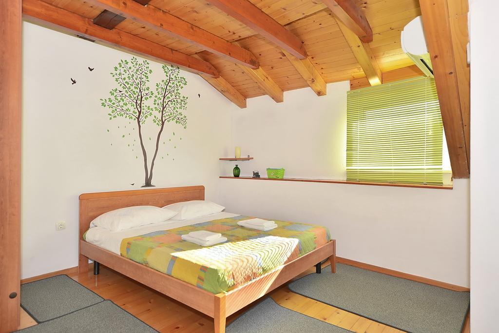 Apartments Mirabella Omiš Oda fotoğraf