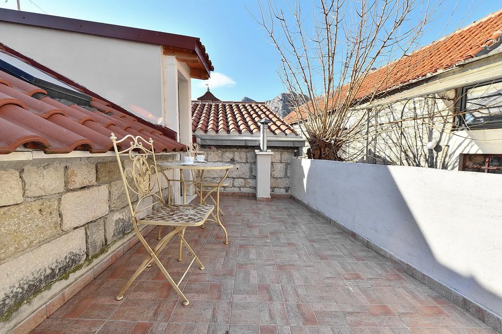 Apartments Mirabella Omiš Dış mekan fotoğraf