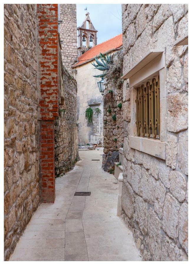 Apartments Mirabella Omiš Dış mekan fotoğraf